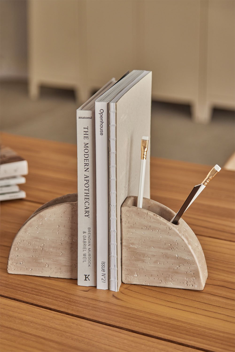 Set of 2 Coreby cement bookends, gallery image 1