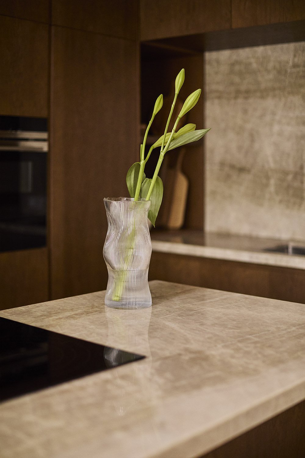 Vicel glass vase, gallery image 1