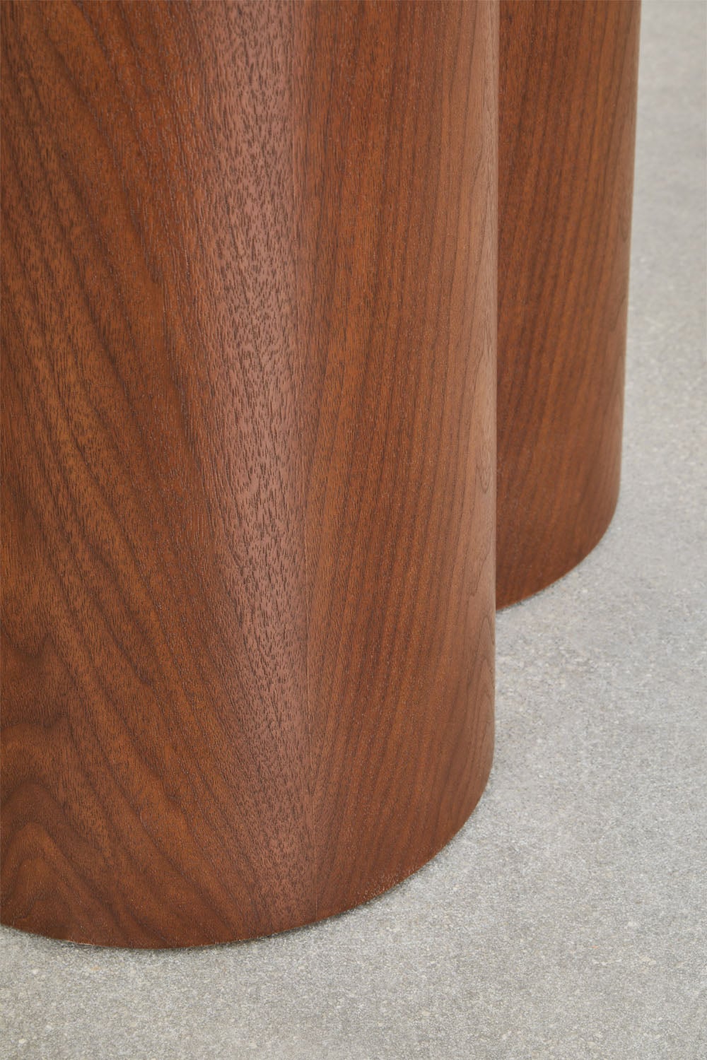 Round dining table Ø120 cm in veneer and MDF Athena, gallery image 5