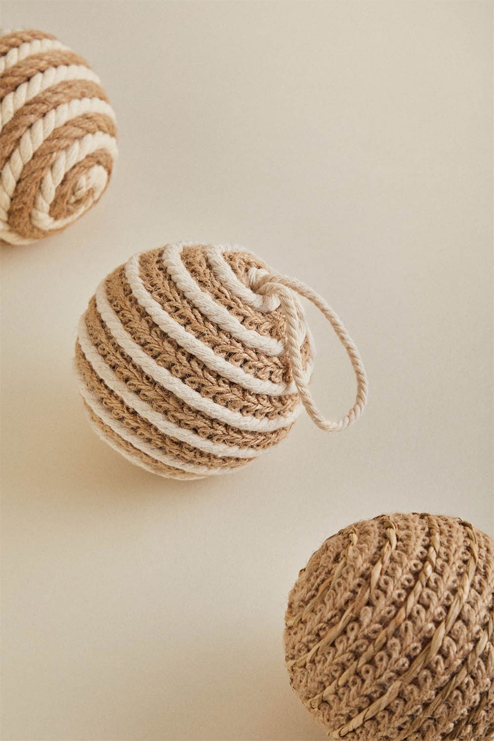 Set of 3 Nevor braided rope Christmas ornaments, gallery image 2