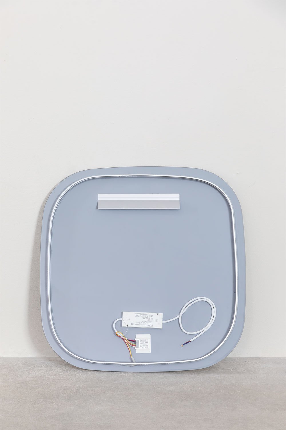 Square wall mirror 75x75 cm for bathroom with LED light and anti-fog Riben, gallery image 6