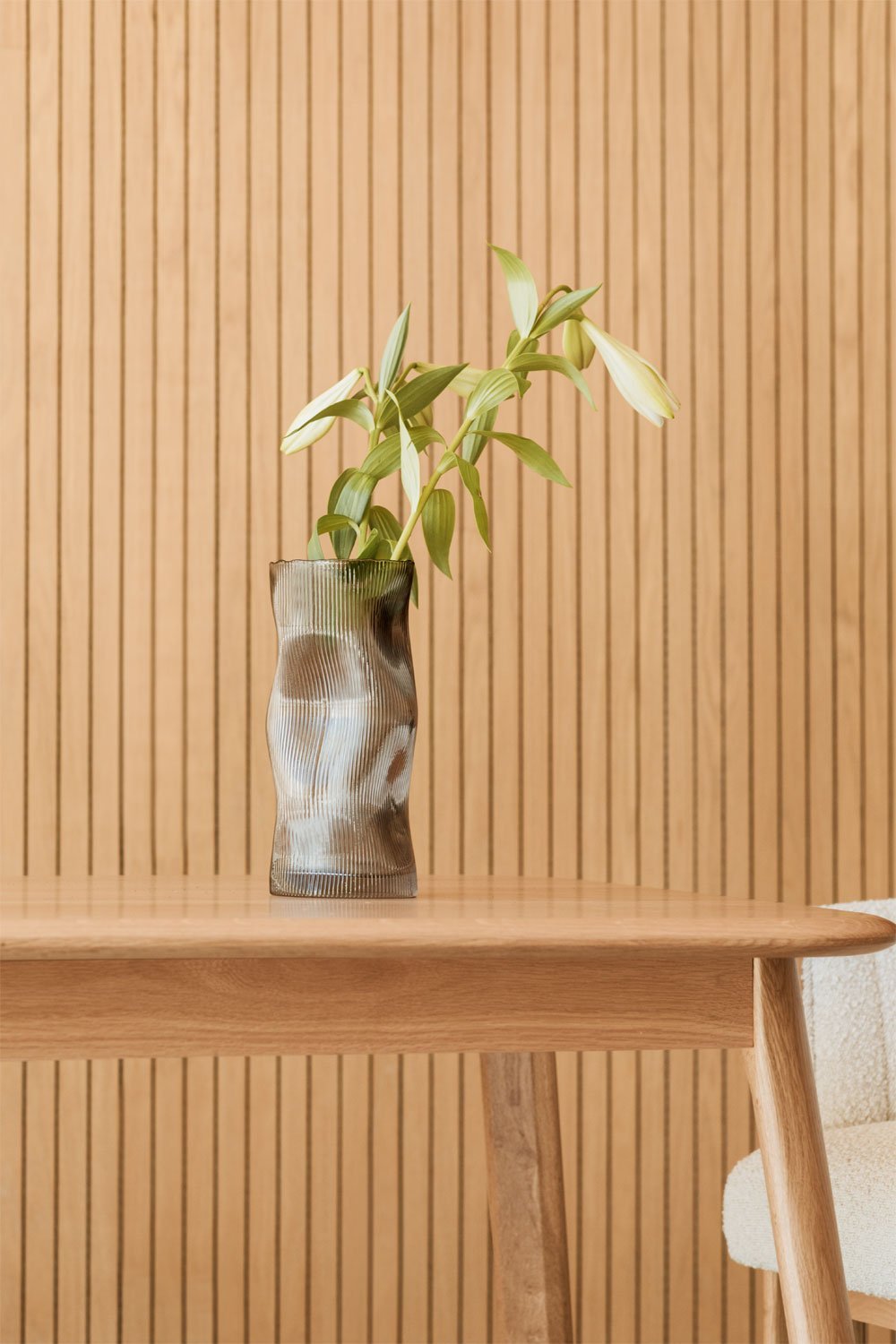 Vicel glass vase, gallery image 1
