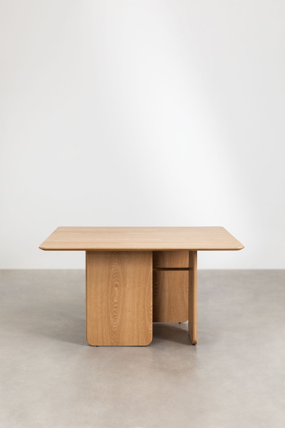 Square dining table in MDF and ash veneer (140x140 cm) Ginger, gallery image 2