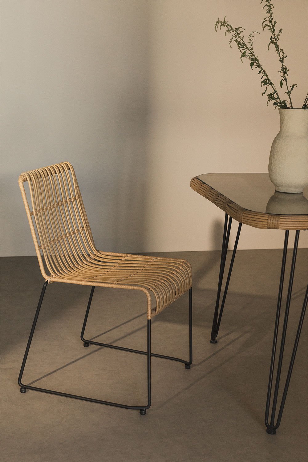 Aroa synthetic rattan dining chair, gallery image 1