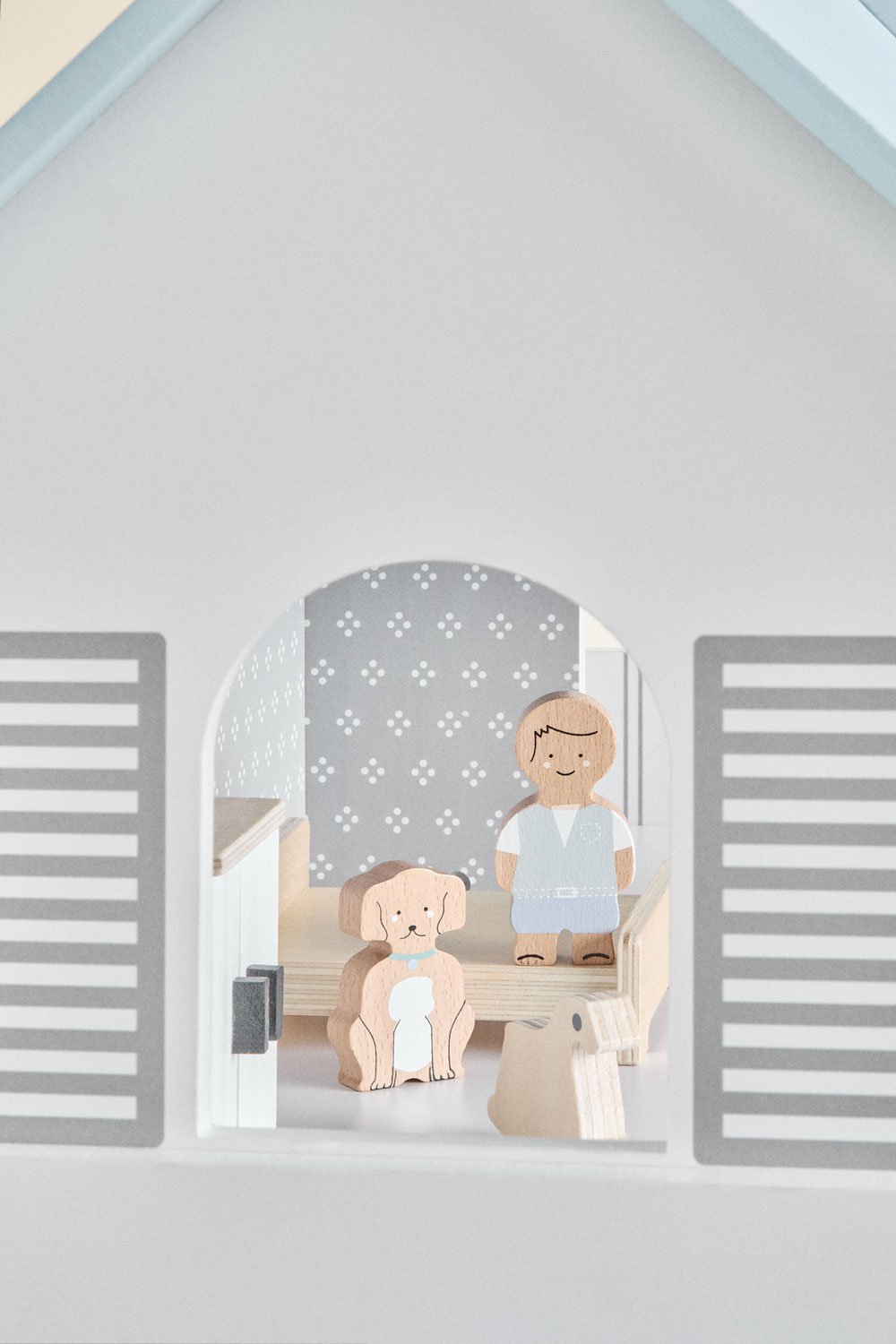 Elizabeth Kids Wooden Dollhouse, gallery image 6