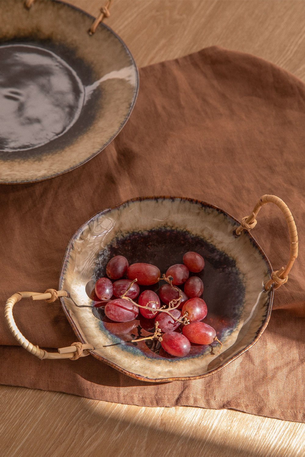 Decorative tray in Zamar ceramic, gallery image 1