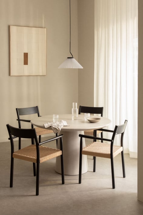 Set of round cement table (Ø120 cm) Noemi and 4 dining chairs in oak wood and braided rope Mara