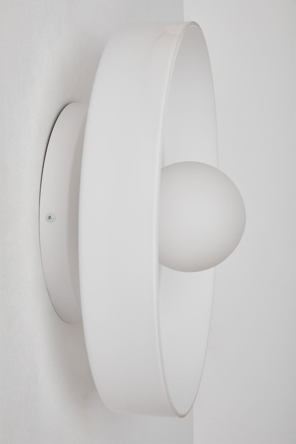 Jaxal wall light in glass and stainless steel, gallery image 4