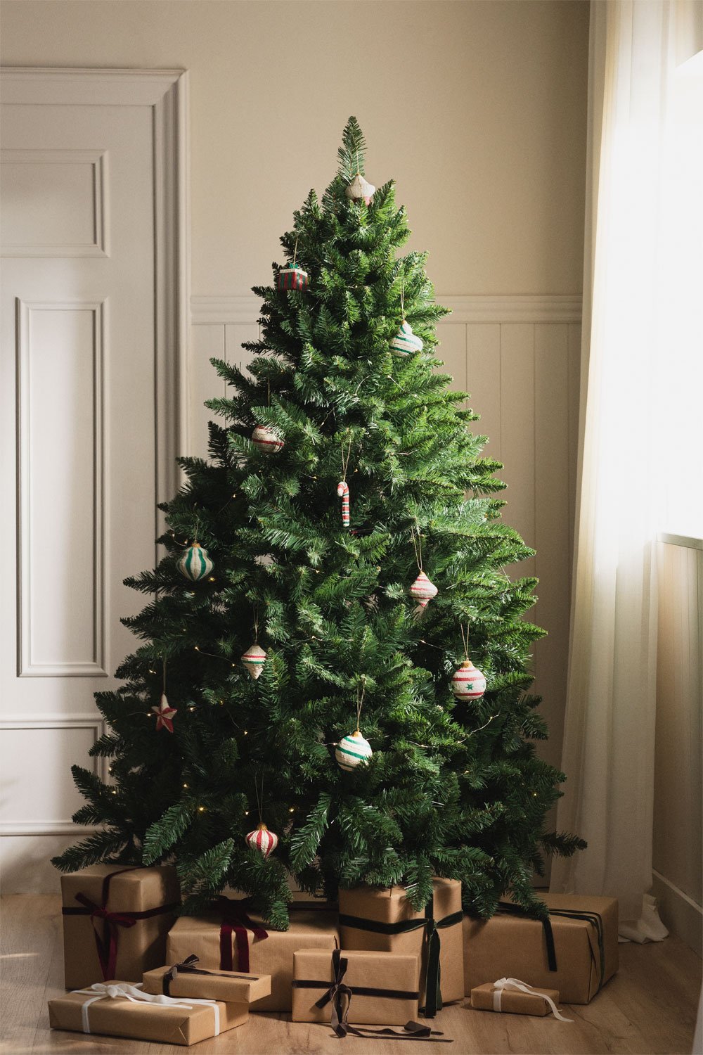 Sirely Christmas Tree, gallery image 1