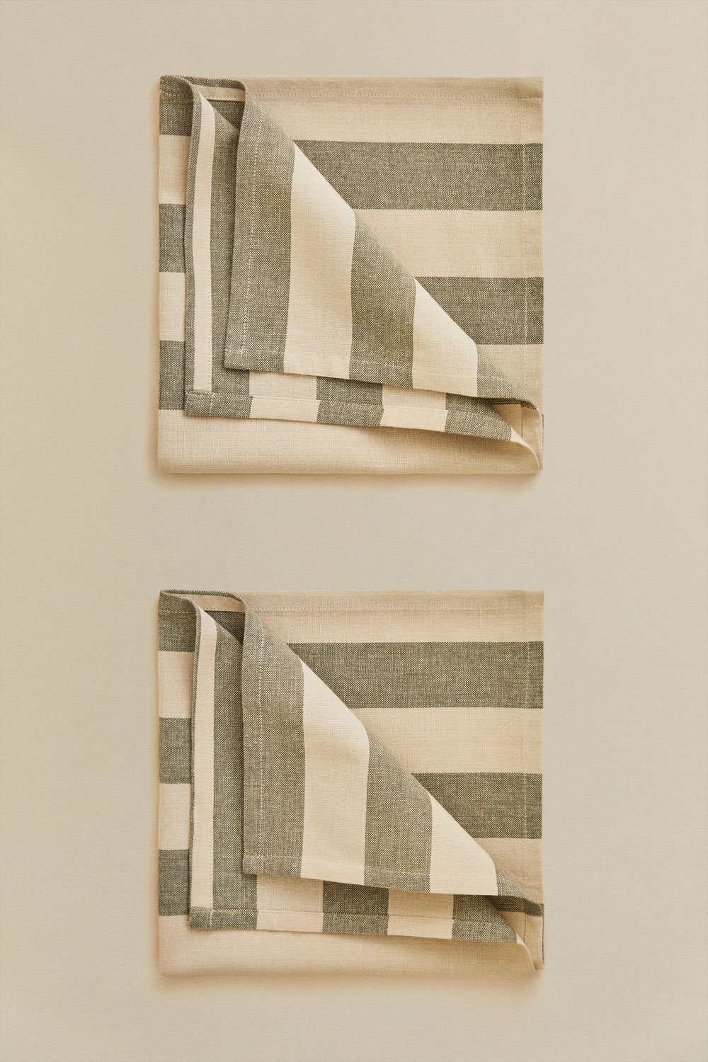 Set of 2 Efarin cotton napkins, gallery image 2