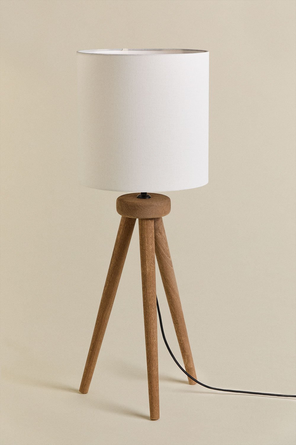 Ligia table lamp in mango wood and linen, gallery image 1