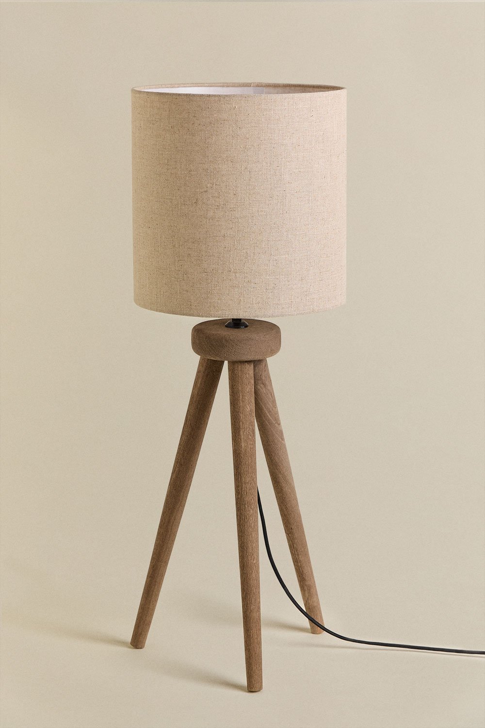 Ligia table lamp in mango wood and linen, gallery image 2