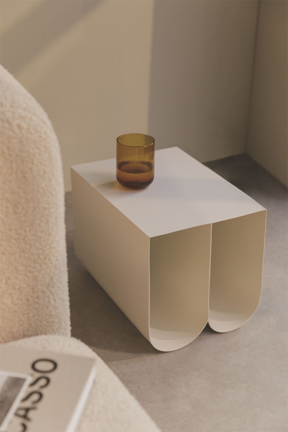 Square side table (40 x 40 cm) Olavi, gallery image 1