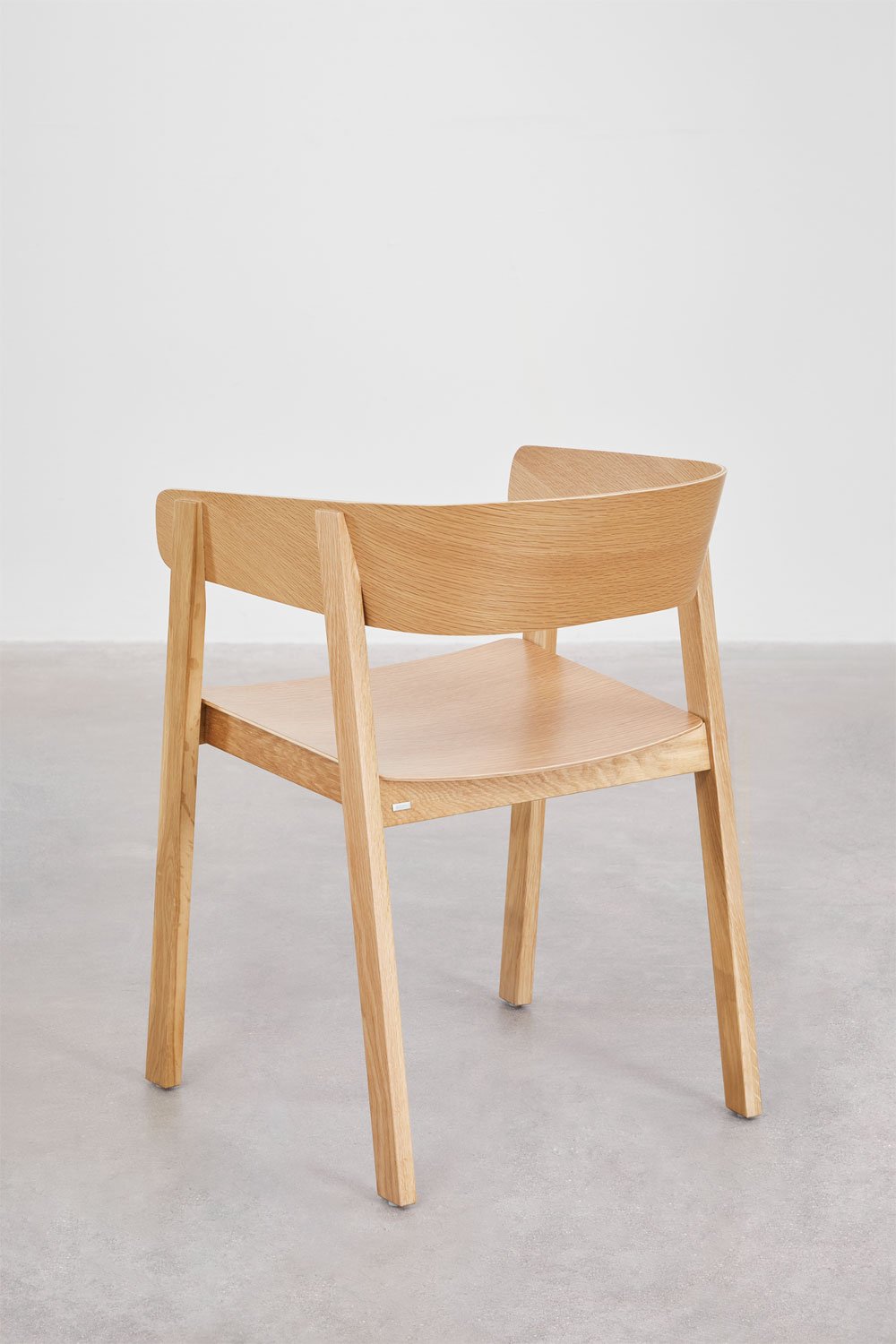 Silla de comedor con reposabrazos en madera de roble Olsen, imagen de galer&iacute;a 4