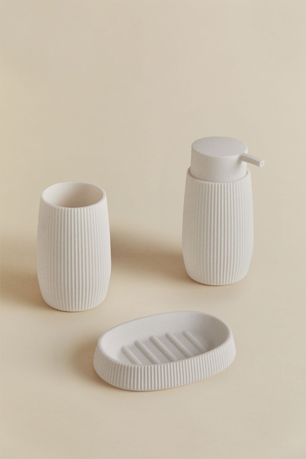 Aristide bathroom set, gallery image 2