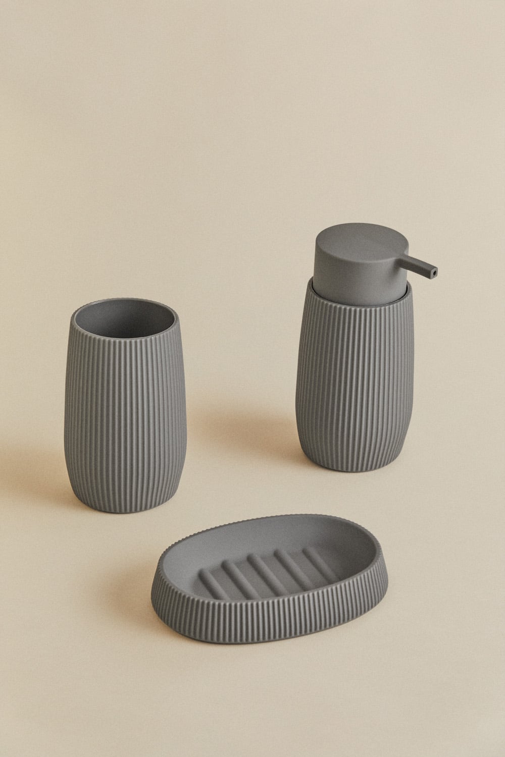Graphite grey bathroom accessories set Aristide, gallery image 2