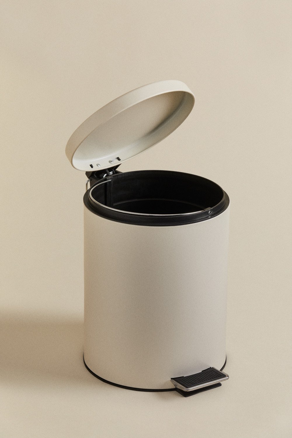 Eiden Pedal Bin with Lid, gallery image 2