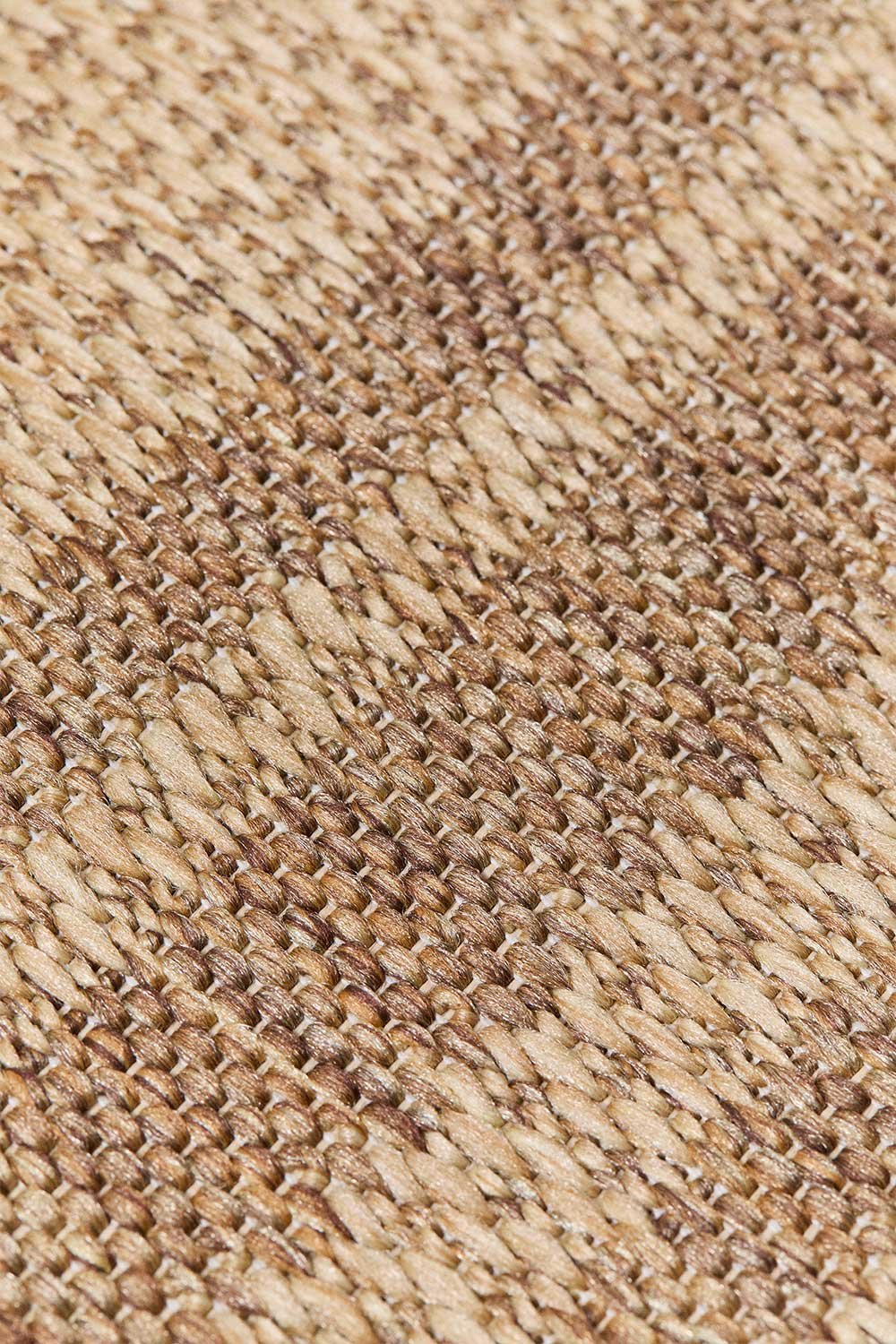 Deidra polypropylene rug, gallery image 3