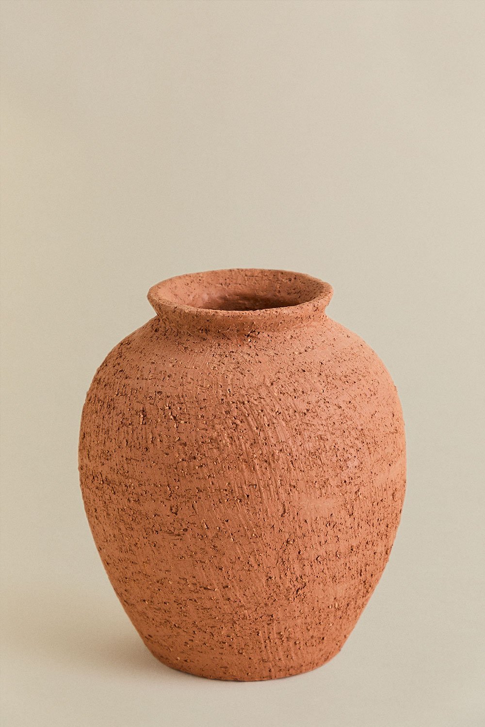 Galenka ceramic vase, gallery image 1