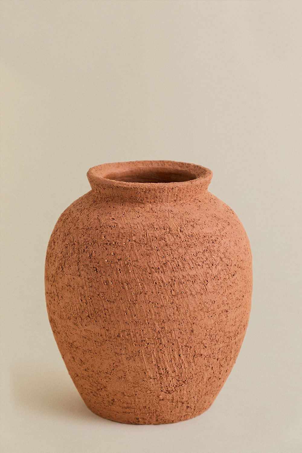 Galenka ceramic vase, gallery image 2