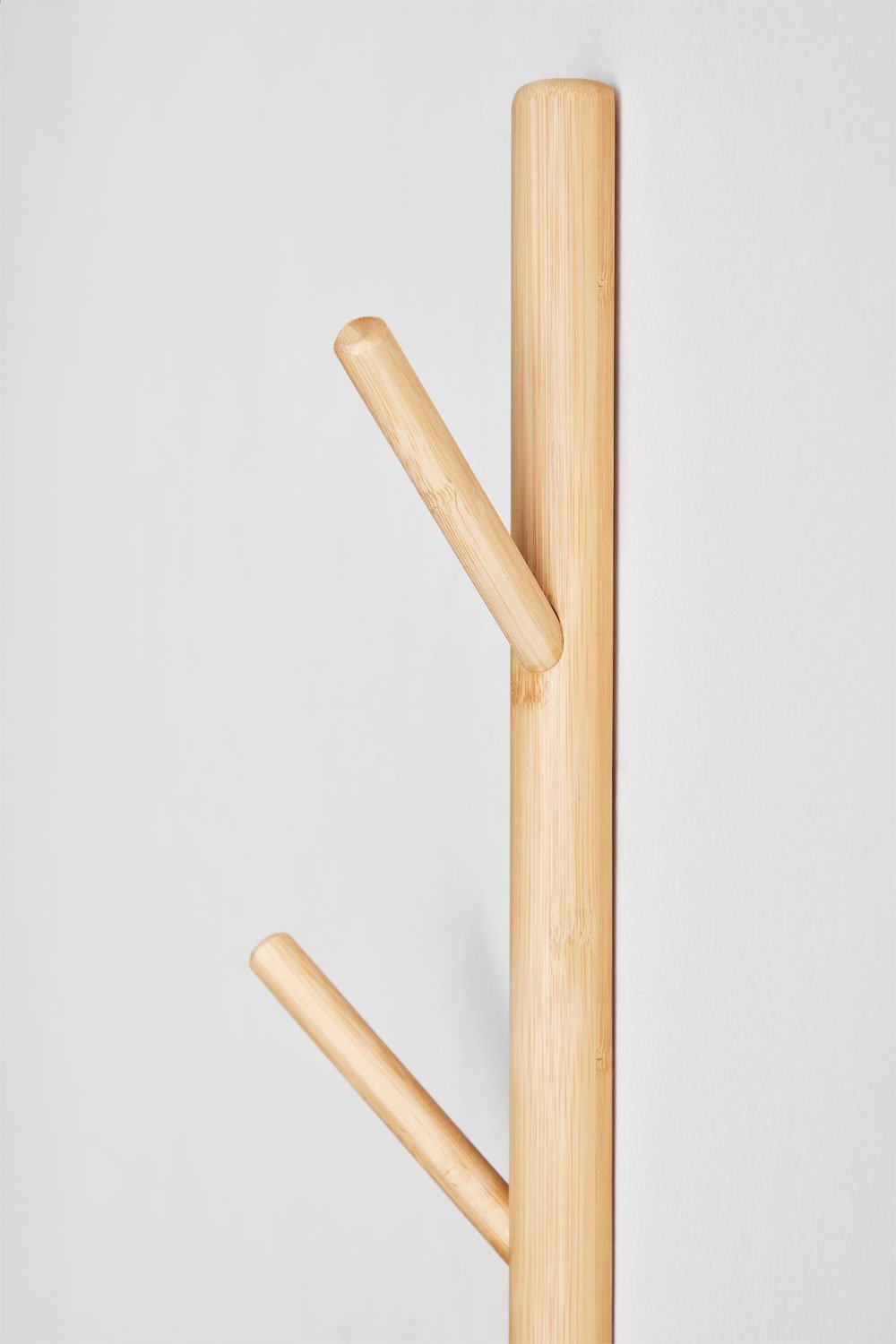 Nivar bamboo wall coat rack, gallery image 2