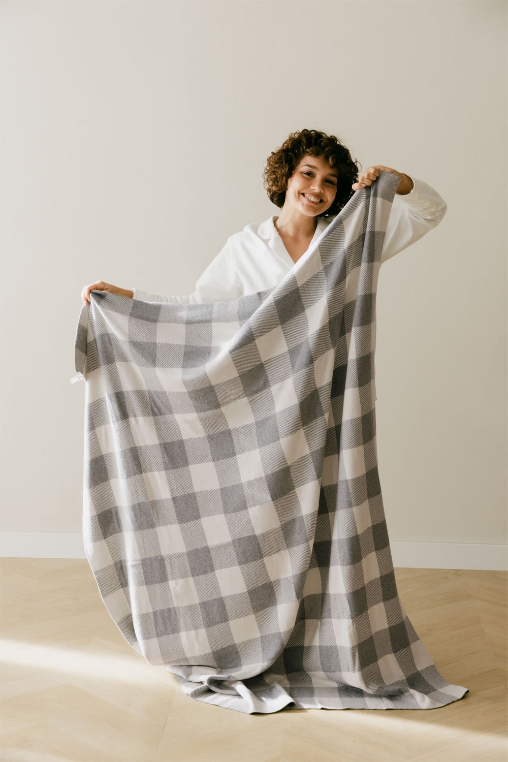 Kalai Cotton Plaid Blanket, gallery image 1