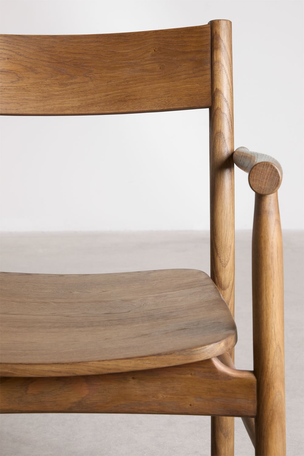Pack of 4 dining chairs with armrests in Mara Signature oak wood, gallery image 5