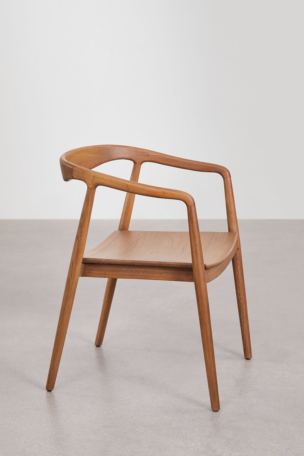 Pack of 2 dining chairs with armrests in Rokan teak wood, gallery image 3