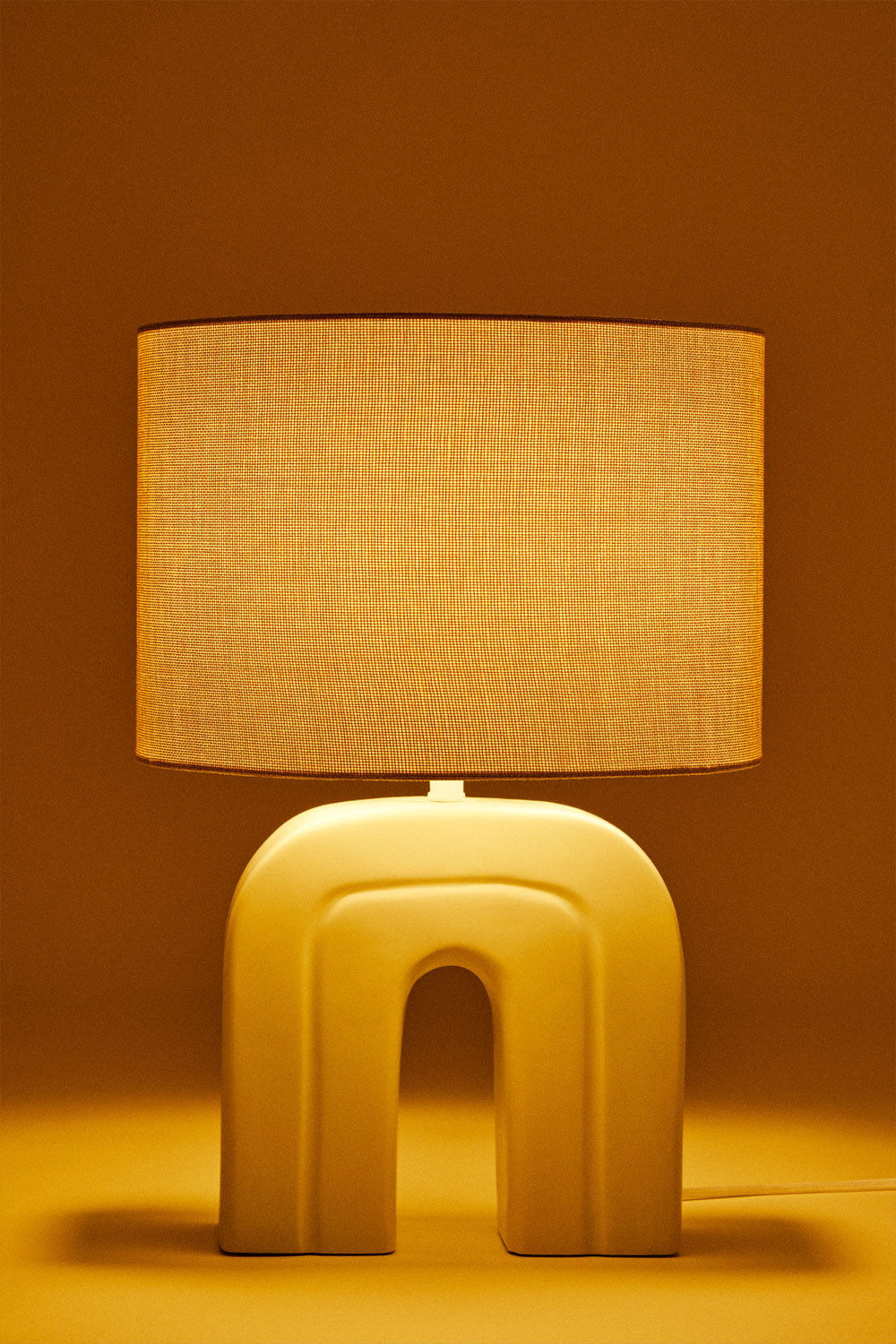 Alamani table lamp, gallery image 3