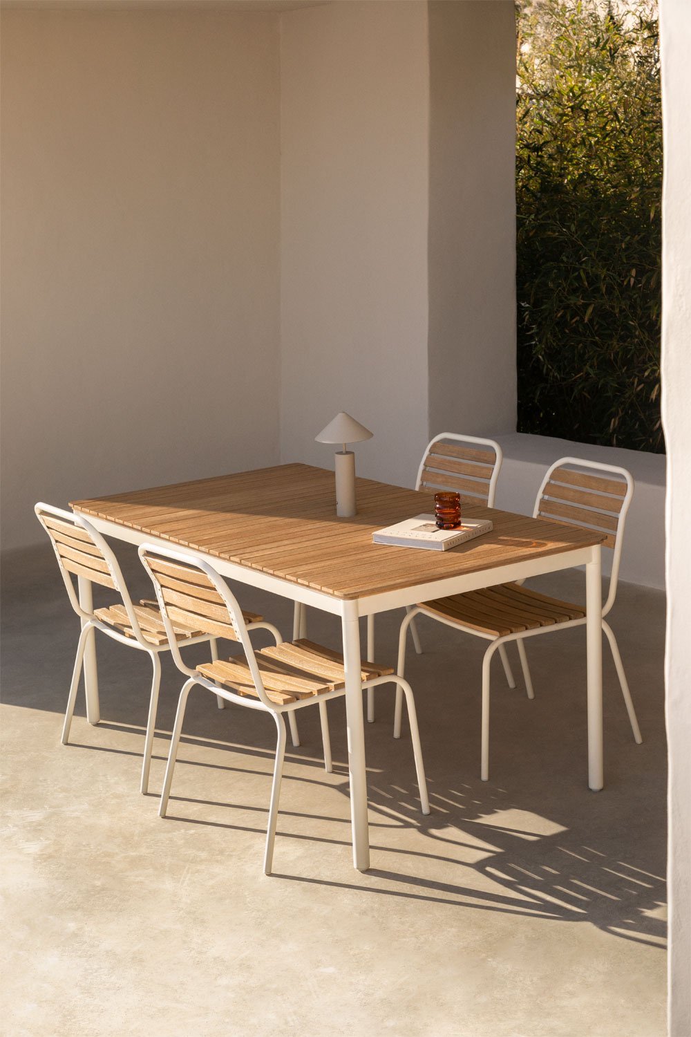 Rectangular garden table in steel and acacia wood (160x90 cm) Artus, gallery image 1