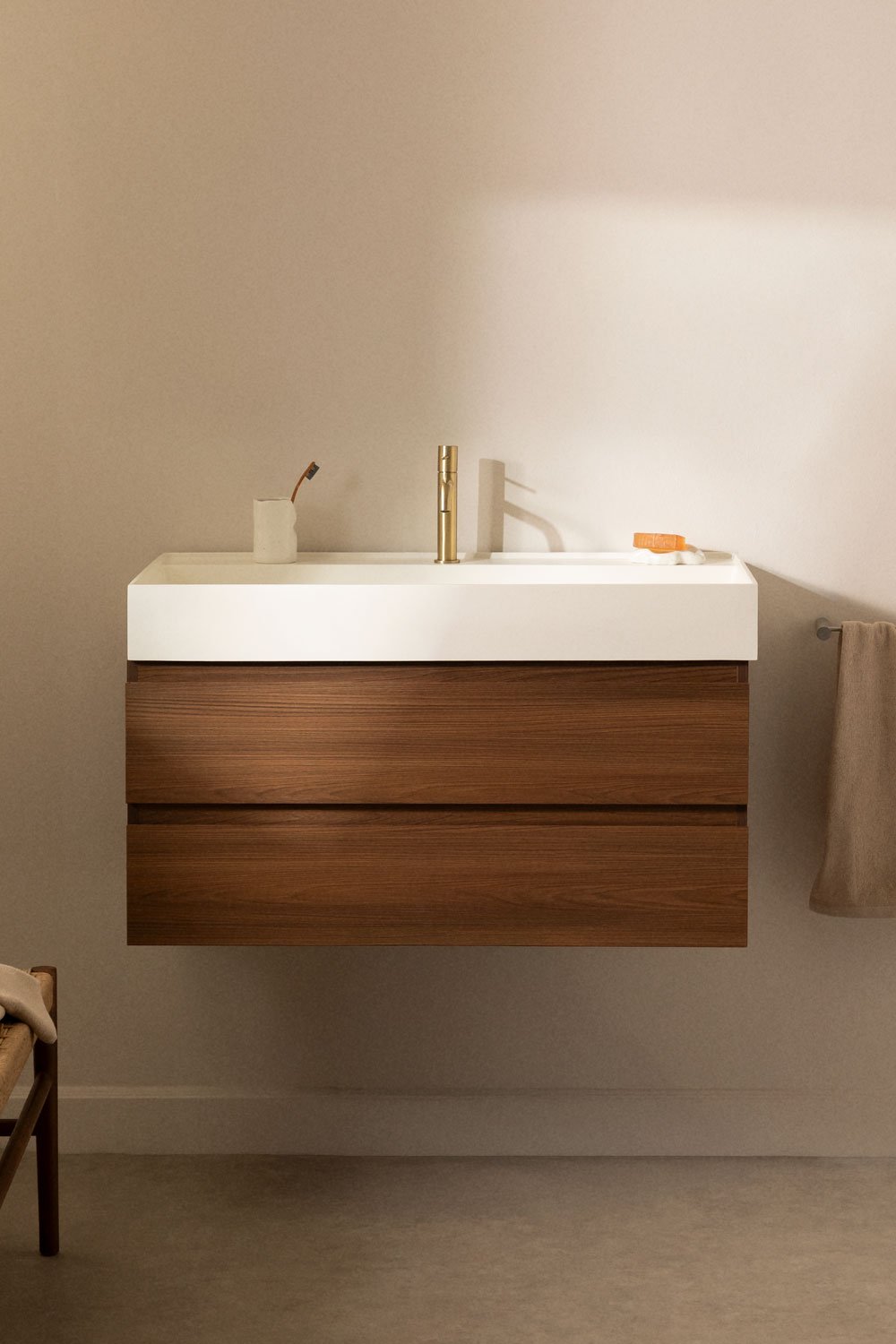 Bathroom furniture set in wood and ash veneer with integrated Ona washbasin, gallery image 1