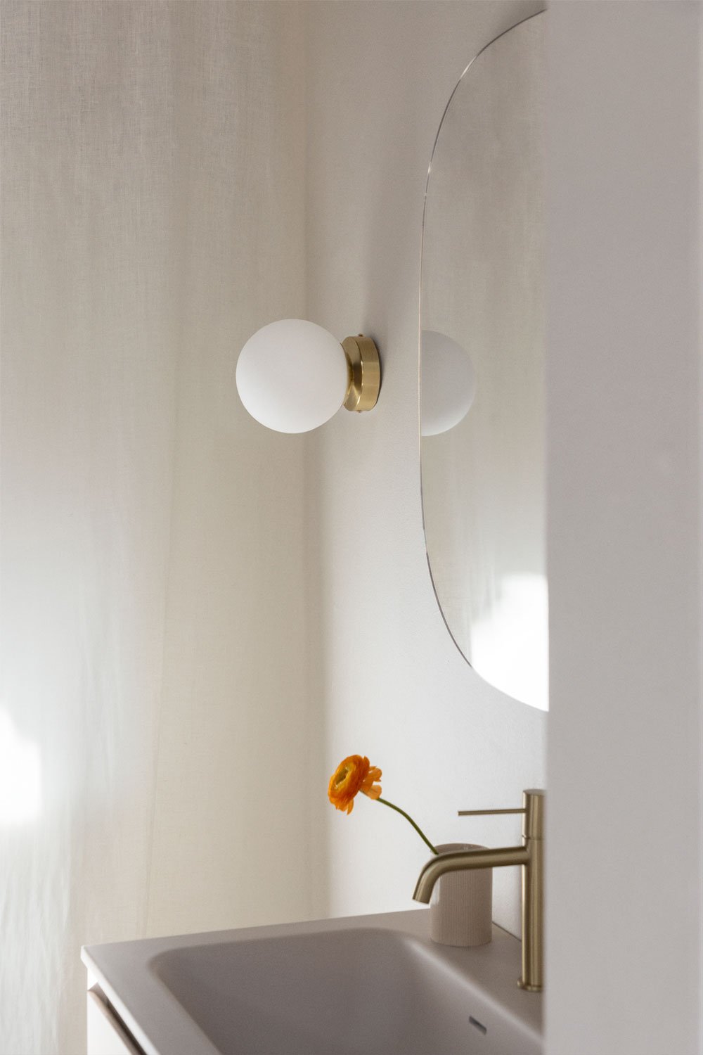 Bathroom wall sconce in stainless steel with Uvol Traditional glass globe, gallery image 1