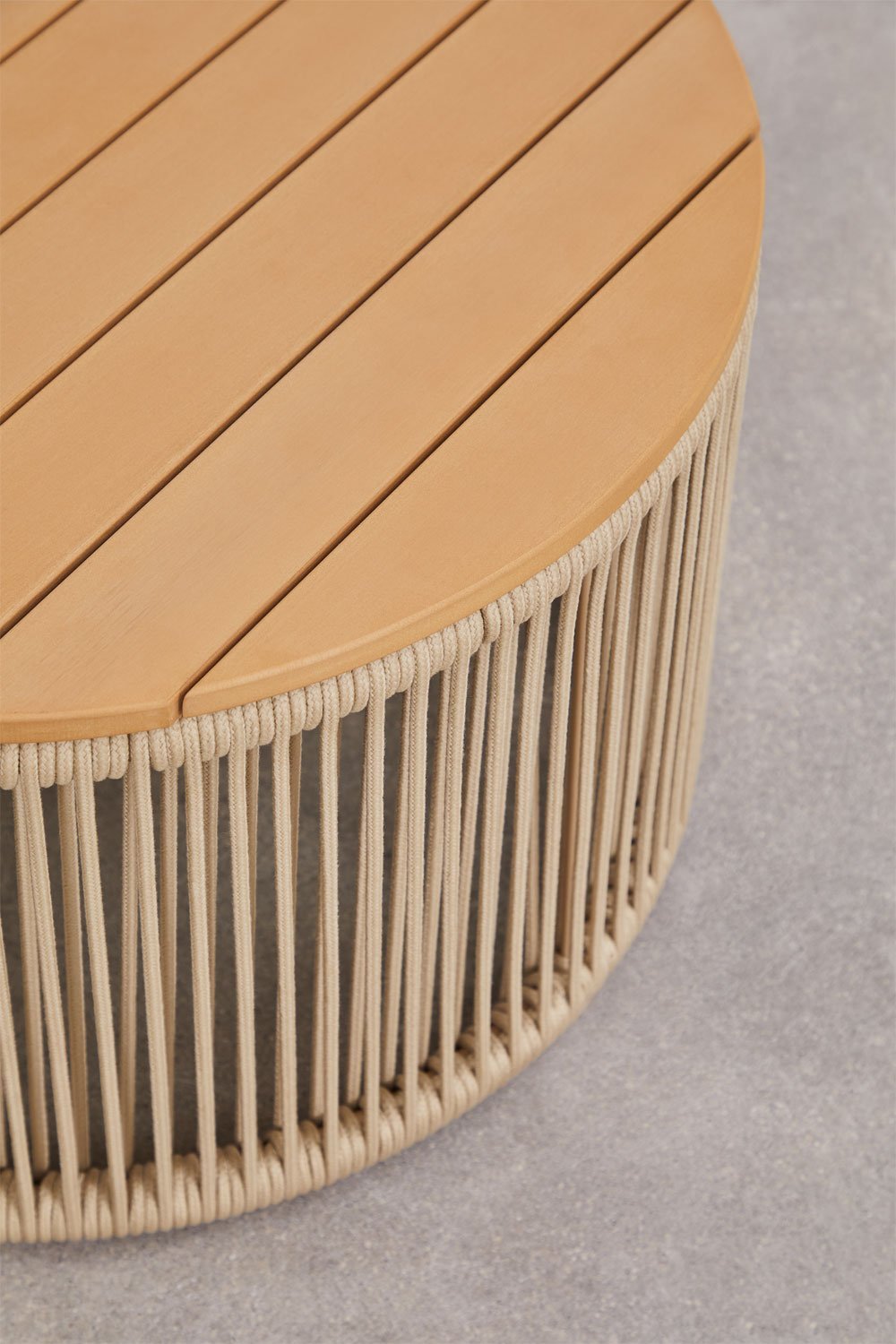 Round garden coffee table in iron and braided rope Calipso , gallery image 3