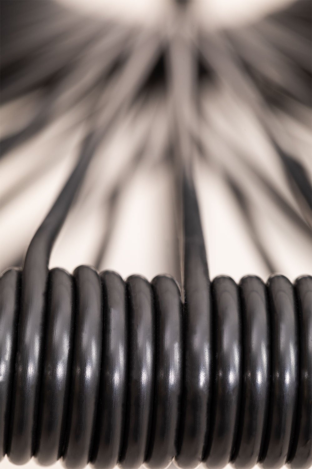 Pack of 2 armchairs in steel and synthetic wicker New Acapulco, gallery image 6