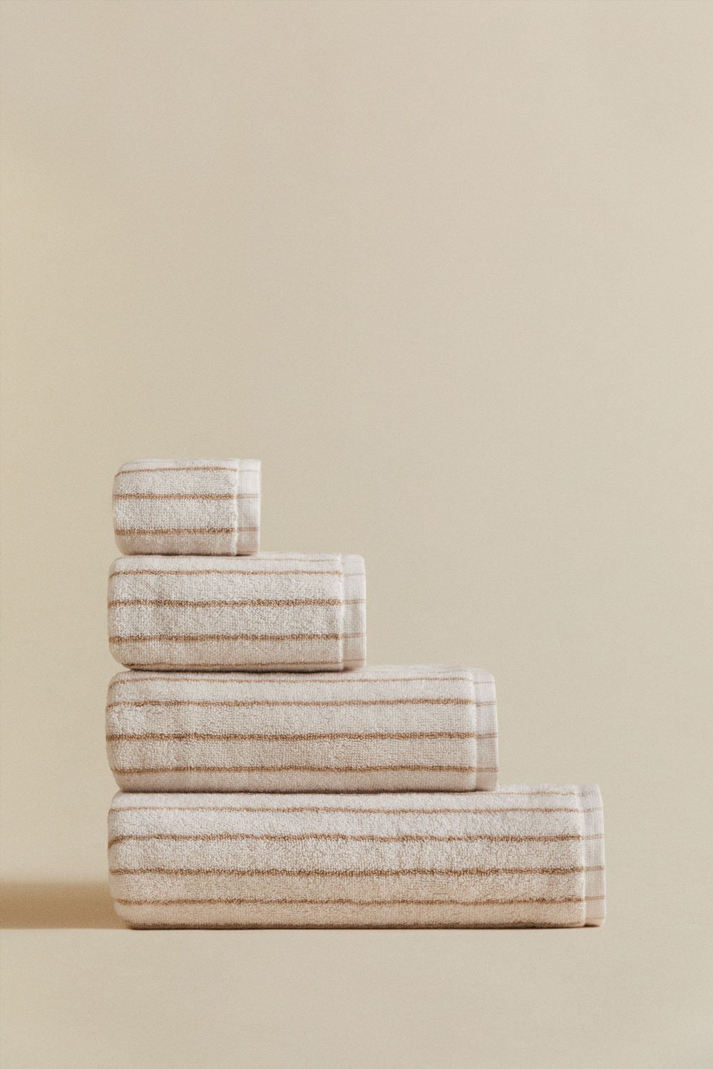 Set of 4 Ibai cotton towels, gallery image 4010517