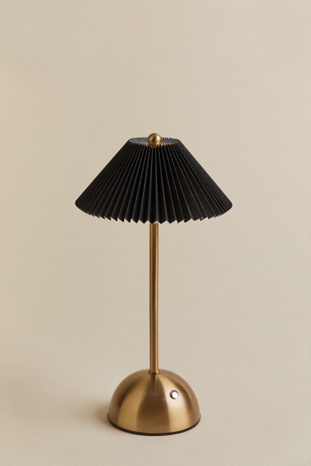 Wireless LED table lamp in Berila iron, gallery image 2