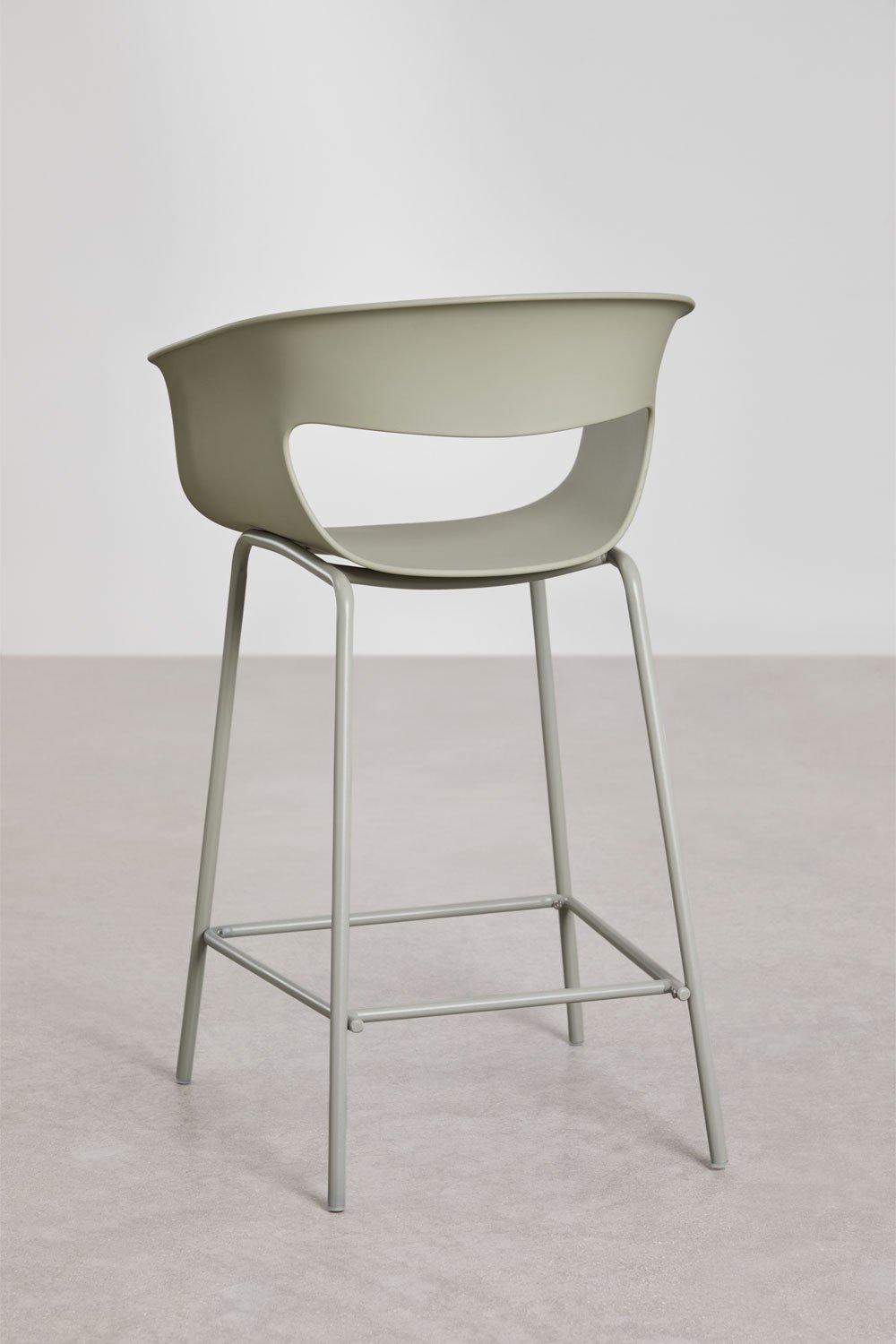 Pack of 2 high garden stools in polypropylene and steel Alanys, gallery image 4