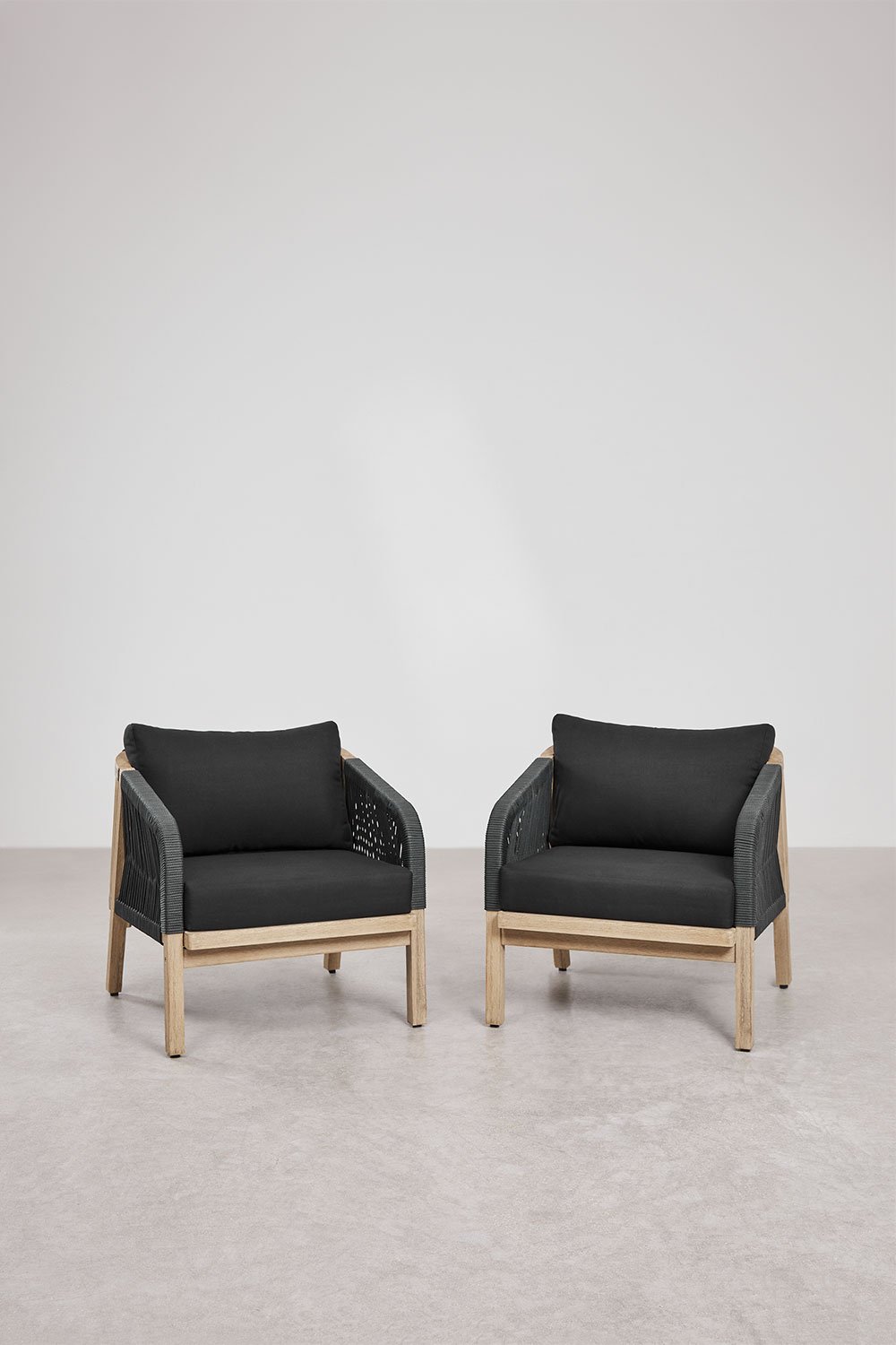Pack of 2 garden chairs in Dubai acacia wood, gallery image 1