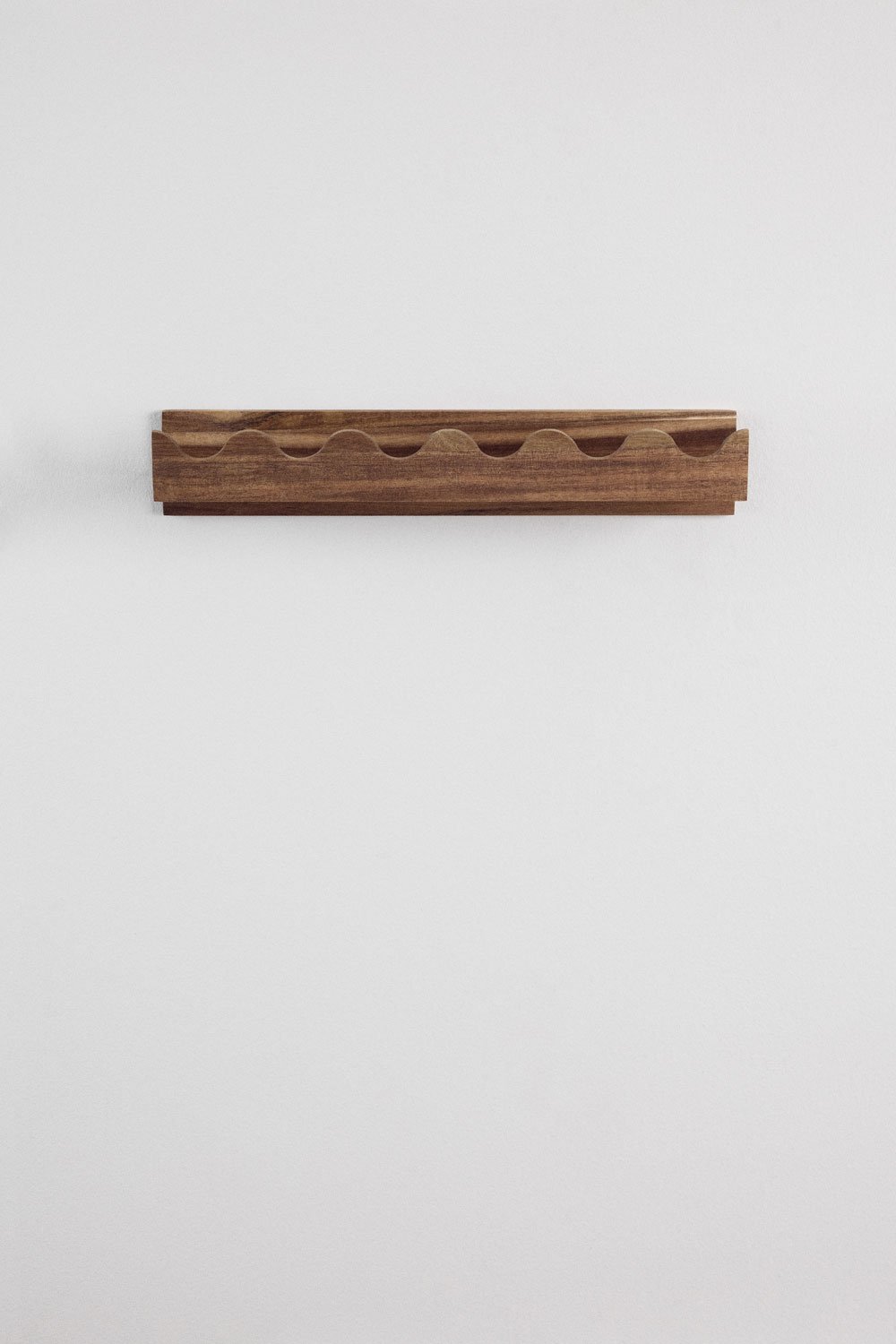 Acacia wood wall shelf Gaupen, gallery image 2