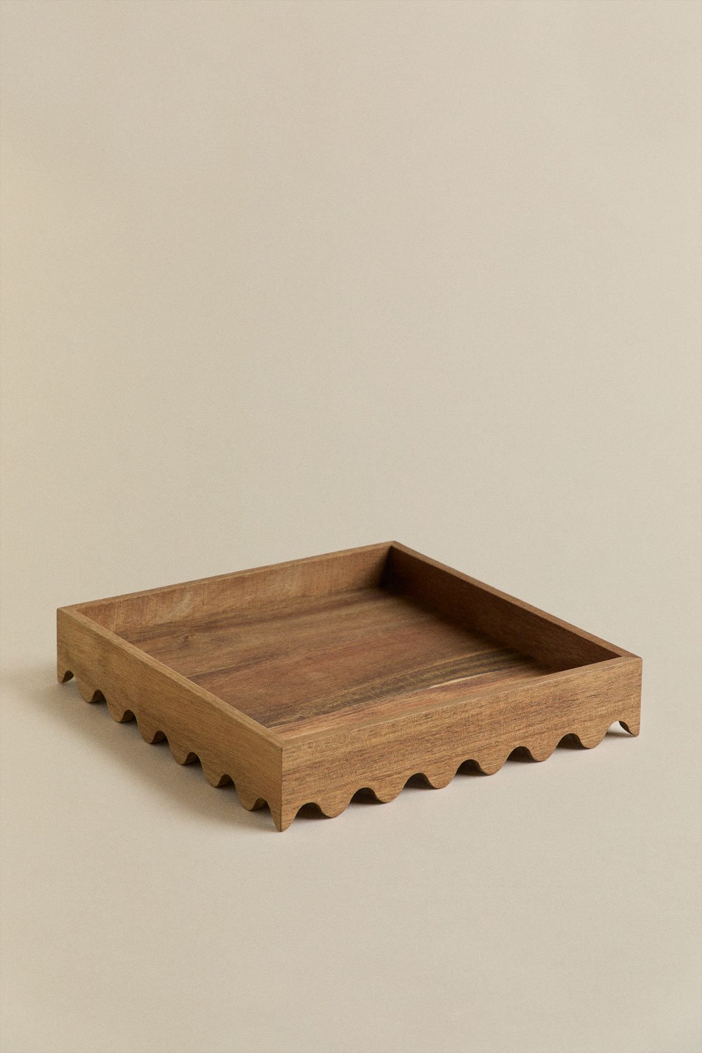 Decorative tray in acacia wood Gaupen, gallery image 2