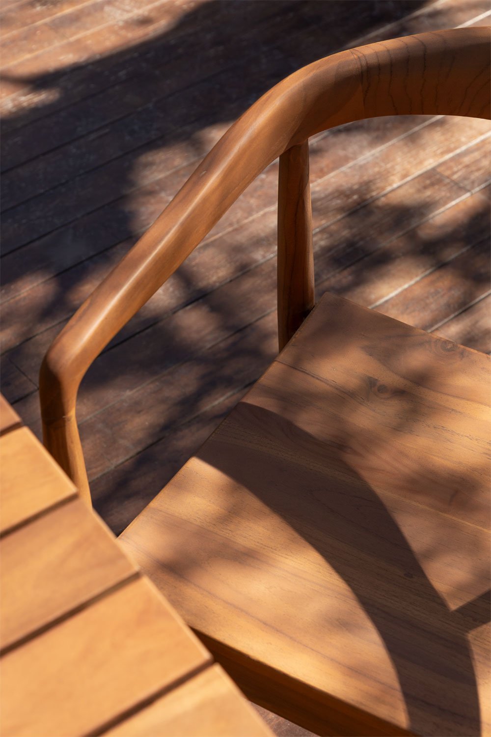 Pack of 4 Rokan teak wood garden chairs, gallery image 2