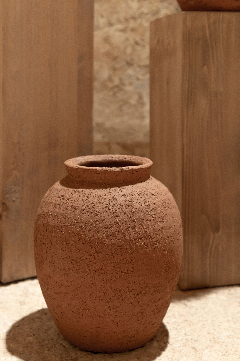 Galenka ceramic vase, gallery image 1