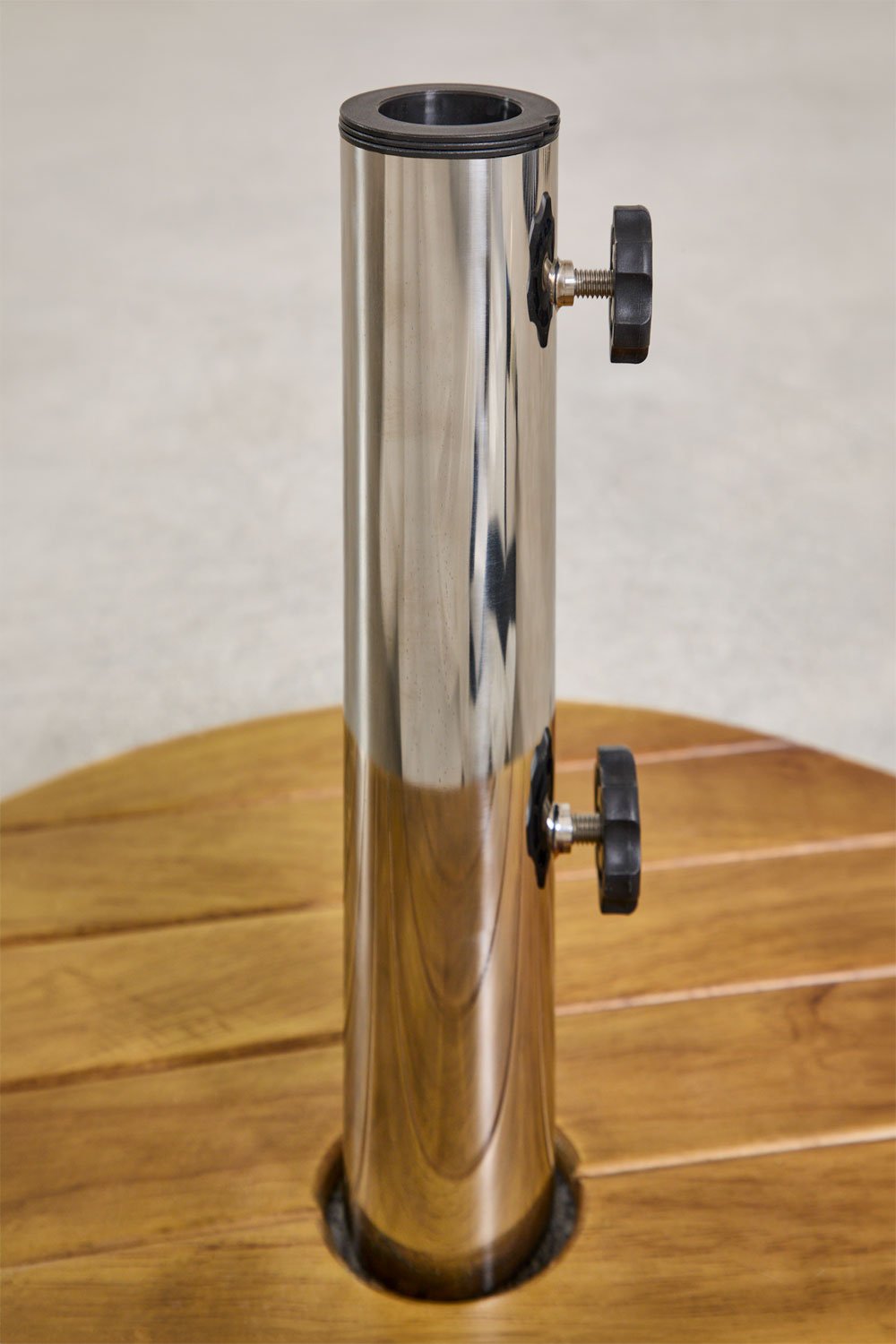 Round umbrella base Ø50 cm in Canco wood, gallery image 6