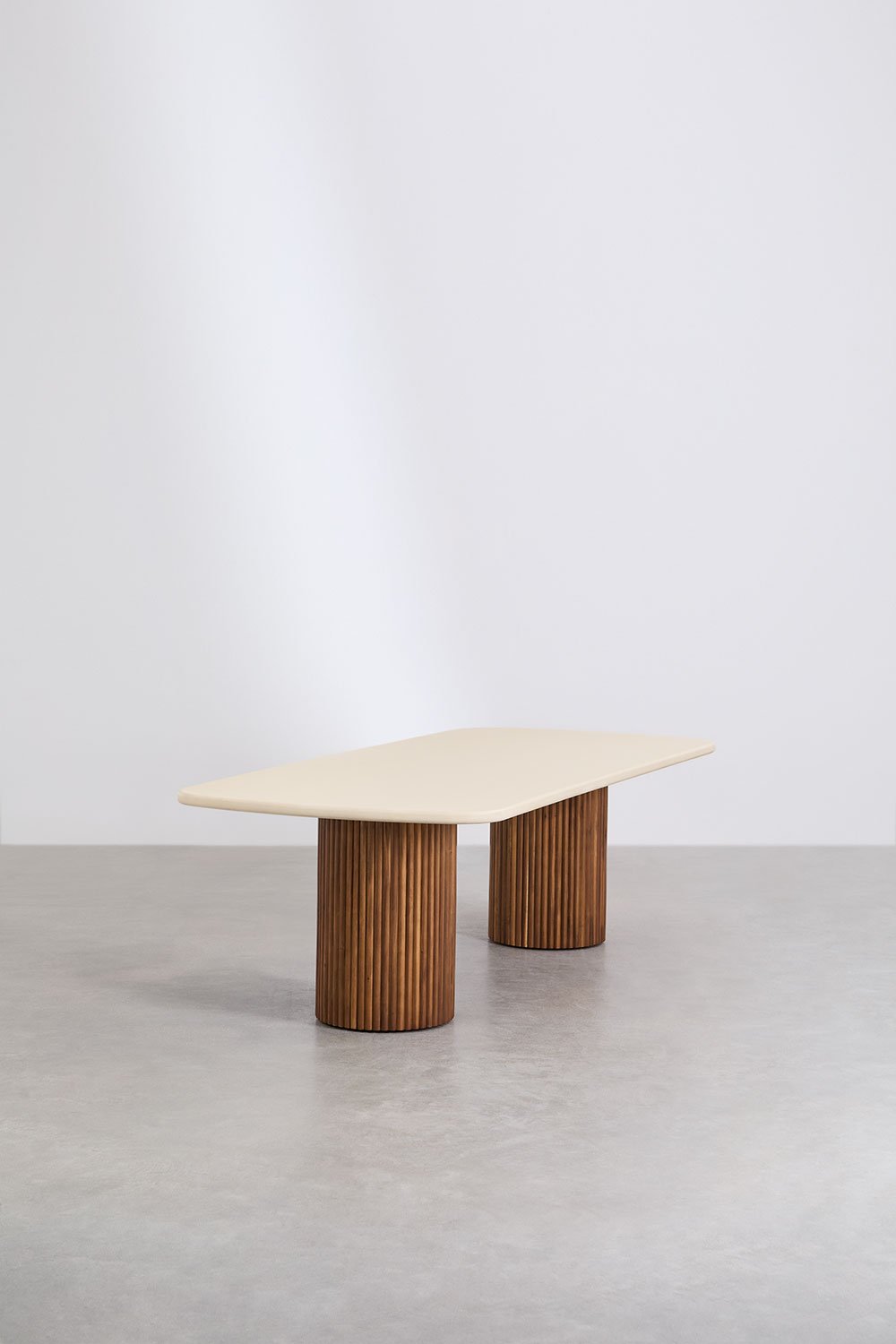 Sirvon rectangular garden table in cement and acacia wood, gallery image 4