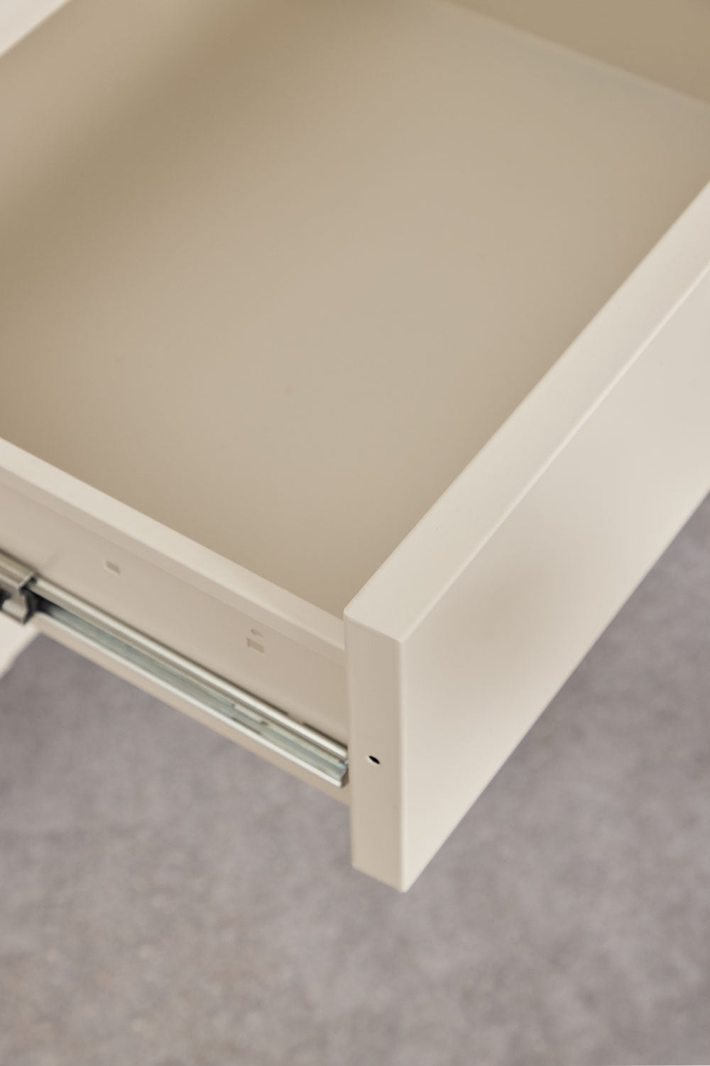 Rectangular bedside table 45x40 cm in Michigan steel, gallery image 6