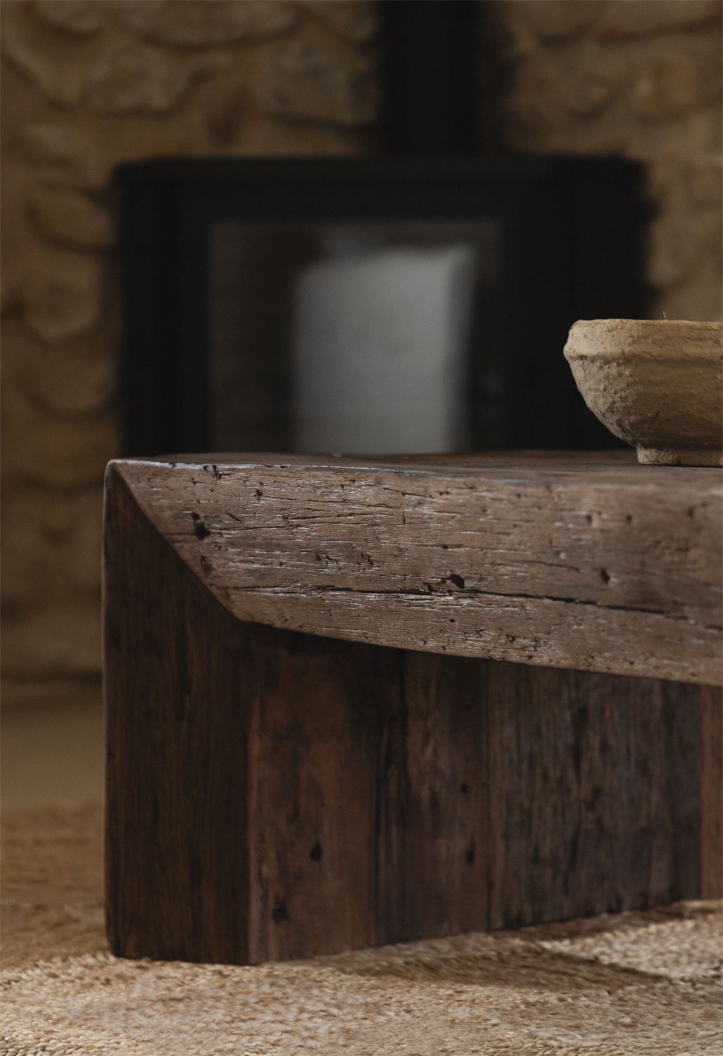 Rectangular coffee table 120x60 cm in recycled Juvira wood, gallery image 2