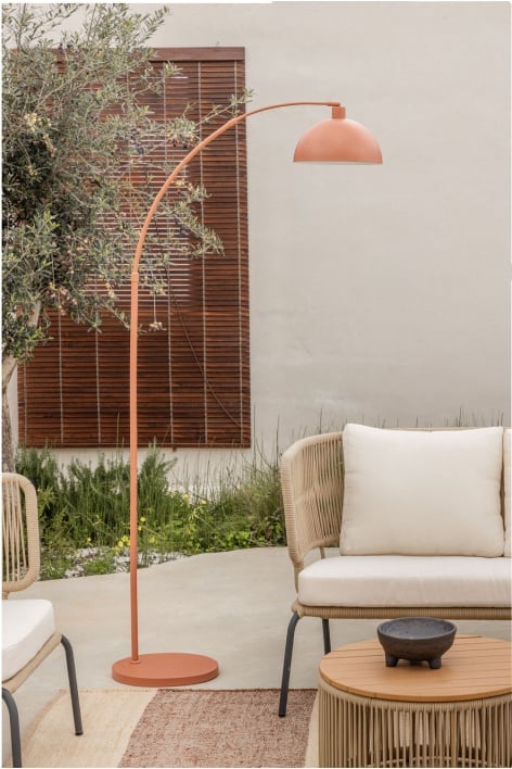 Diala iron outdoor floor lamp