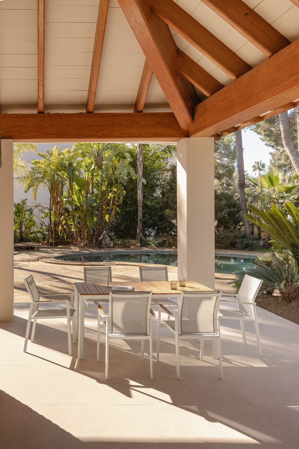 Katiana Rectangular Table Set in Aluminum and Teak Wood (160x90 cm) and 6 Aluminum Garden Chairs Elvira, gallery image 1