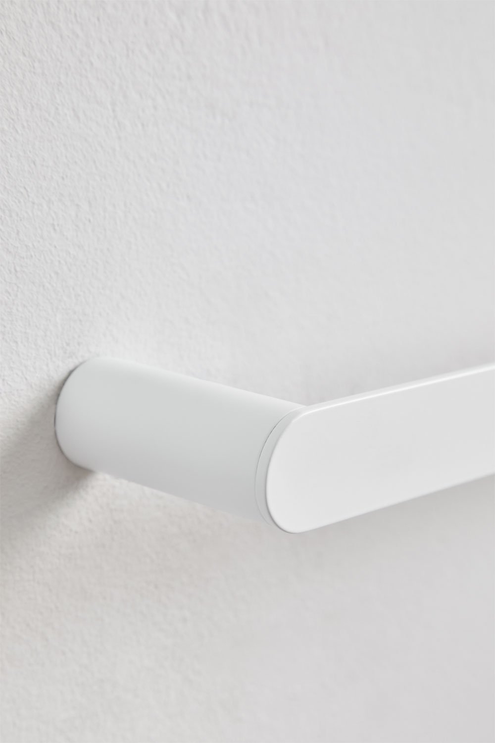 Wall mounted towel rack with bar (↔︎60 cm) for bathroom in stainless steel Alameda, gallery image 3