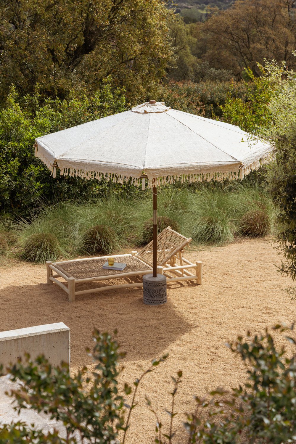 Tongariki teak and cotton parasol, gallery image 1
